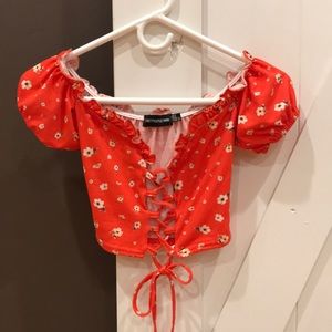 PRETTYLITTLETHING Crop Top
